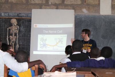 Asa Smith teaching a class in Kenya